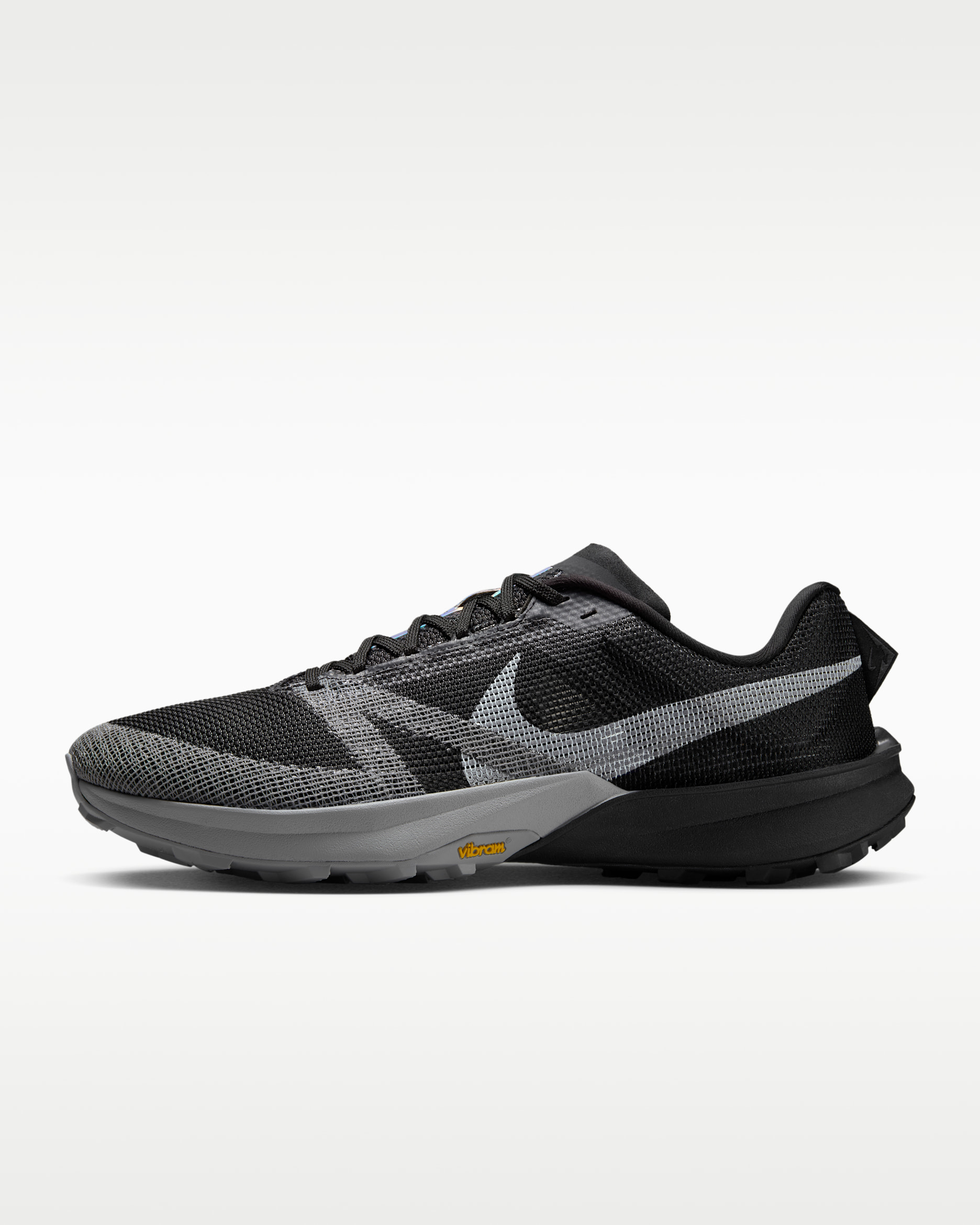 Nike Kiger 10 Trail-Running Shoes. Nike RO